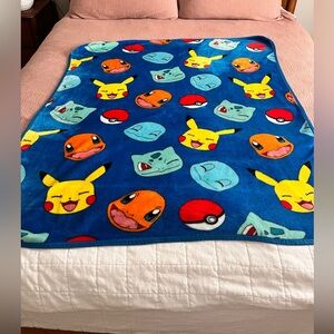 Blue Pokémon-Themed Plush Throw Blanket - Pikachu, Charmander & Bulbasaur